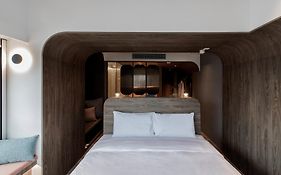 Hillwood House Hotel